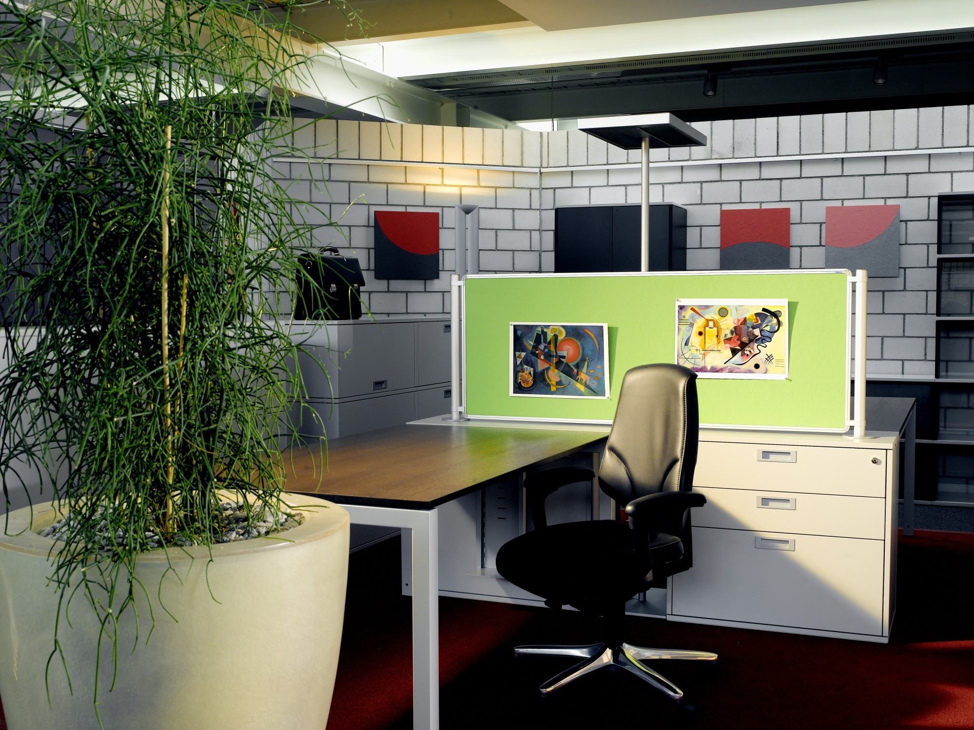 Scheidingswanden-bureau-geluidswerend