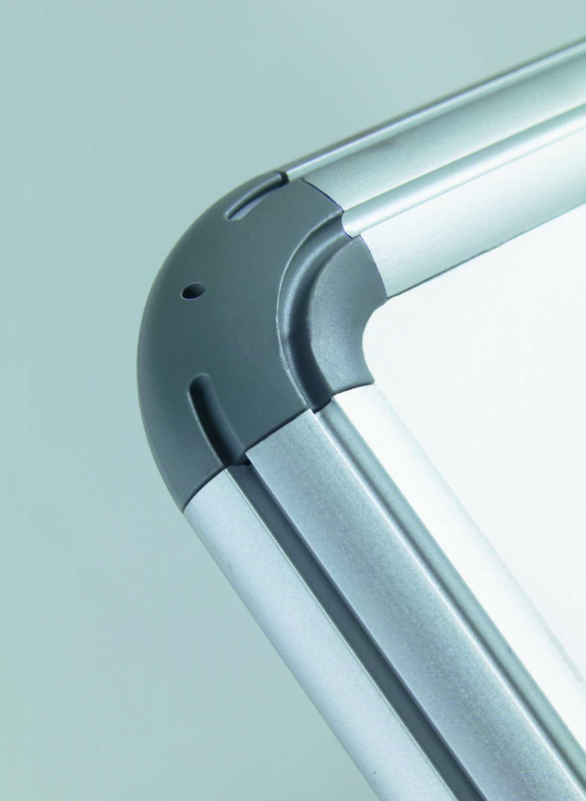 Whitebord-Design-alu-prof.-16mm-emailstaal-100x200-cm-wit